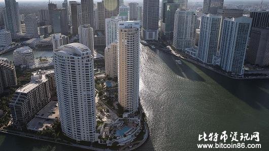 迈阿密一顶层公寓出售，只接受比特币付款